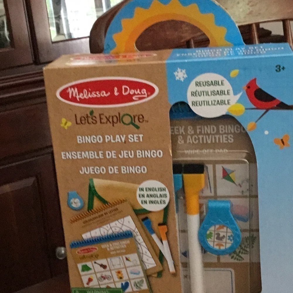 Melissa & Doug Let’s Explore Bingo play set reusable seek and find ages 3up New